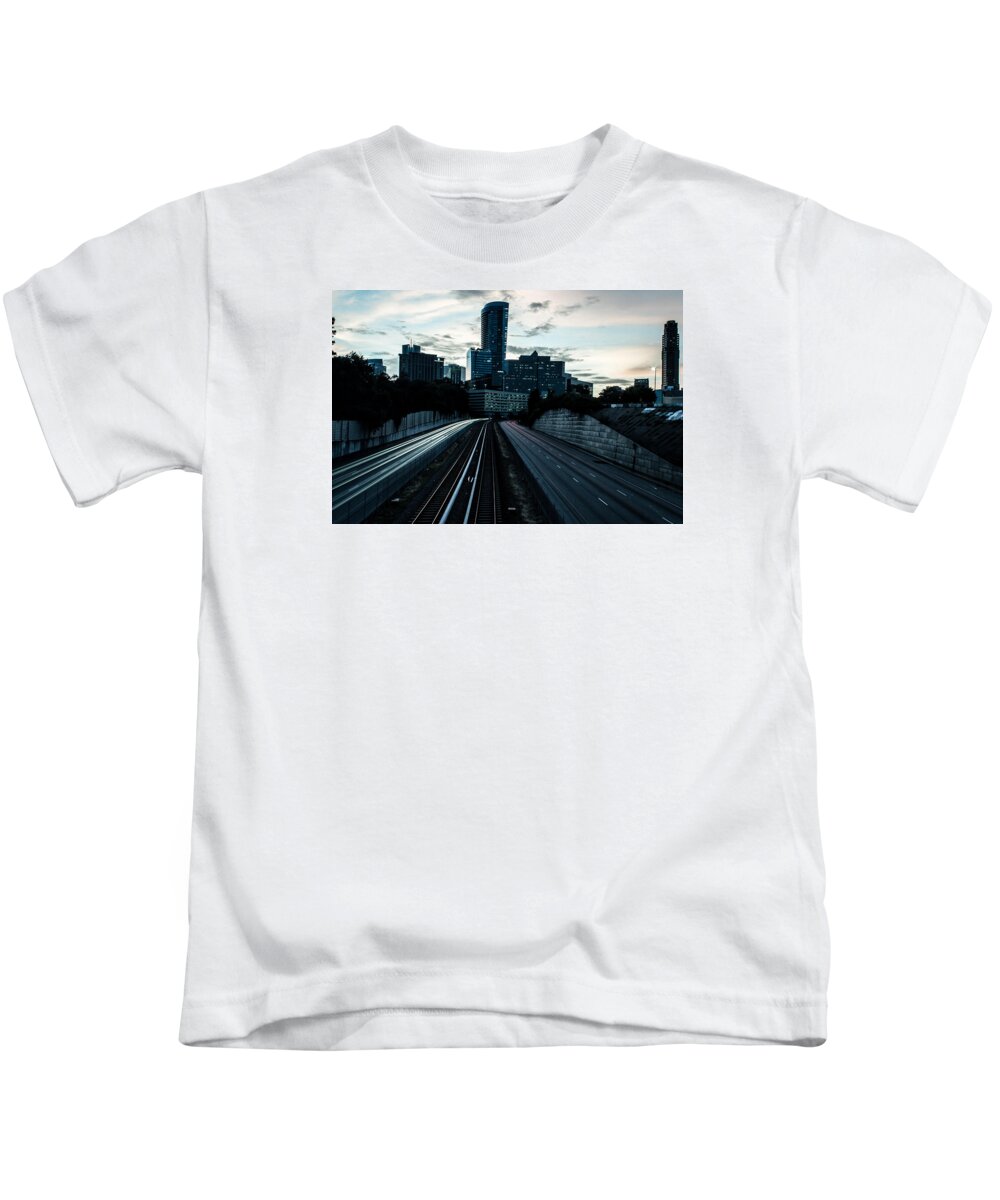 Skyline Kids T-Shirt featuring the photograph Buckhead by Mike Dunn