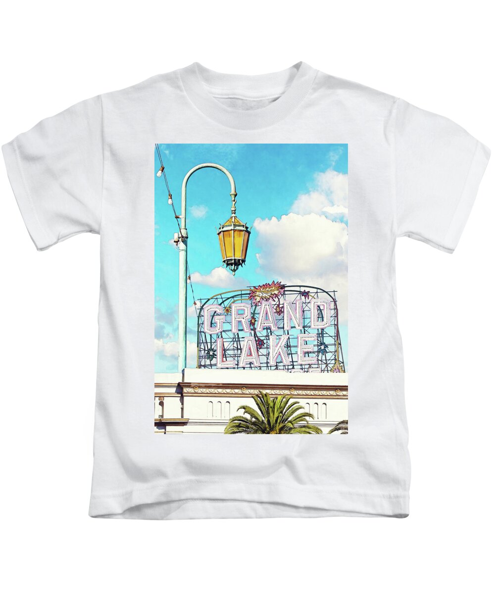 Vintage Theater Kids T-Shirt featuring the photograph Grand Lake Merritt - Oakland, California by Melanie Alexandra Price