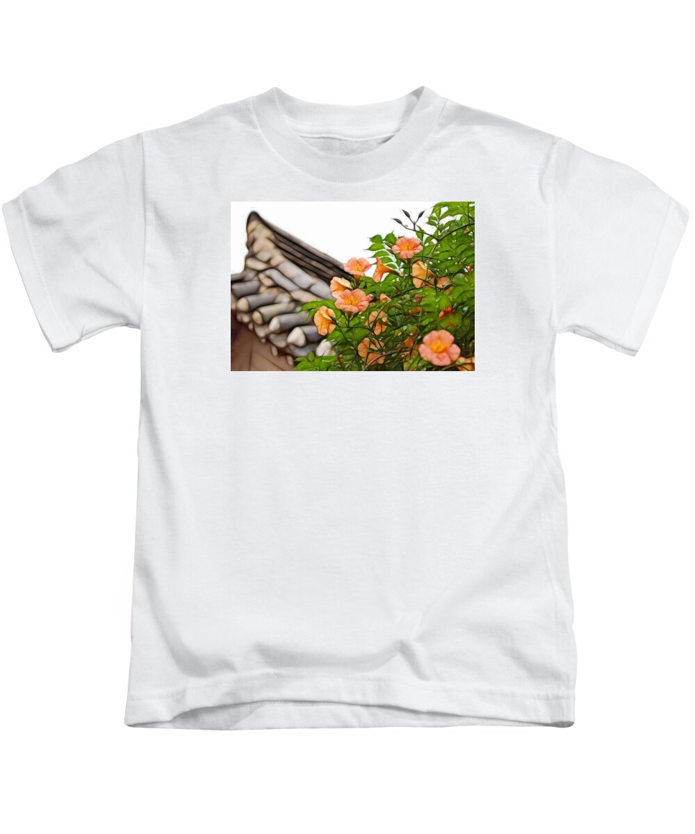 Fractals Kids T-Shirt featuring the photograph Korean Beauty by Cameron Wood