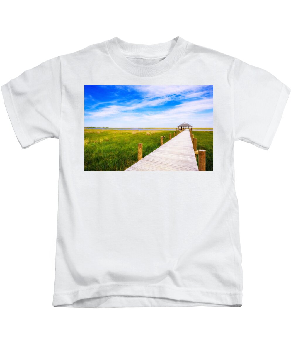 Gulf Of Mexico Kids T-Shirt featuring the photograph Lonely Pier II by Raul Rodriguez