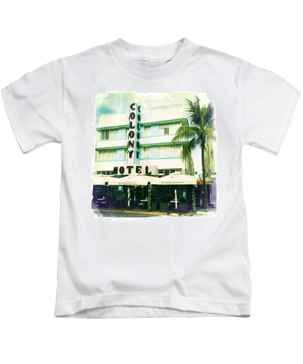 Miami South Beach Ocean Drive 5 Kids T-Shirt featuring the photograph Miami South Beach Ocean Drive 5 by Nina Prommer