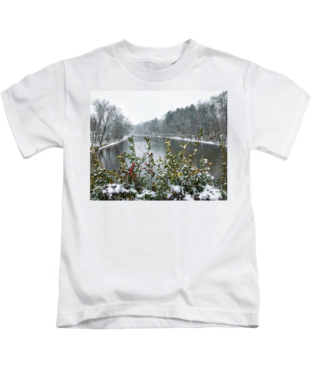 Drake Hill Flower Bridge Kids T-Shirt featuring the photograph Snowfall on Drake Hill Bridge by Lorraine Cosgrove