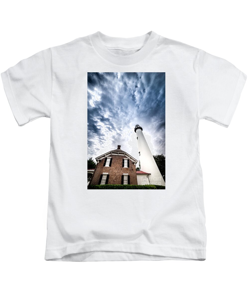 St Simons Lighthouse Kids T-Shirt featuring the photograph St Simons Lighthouse by Jim DeLillo