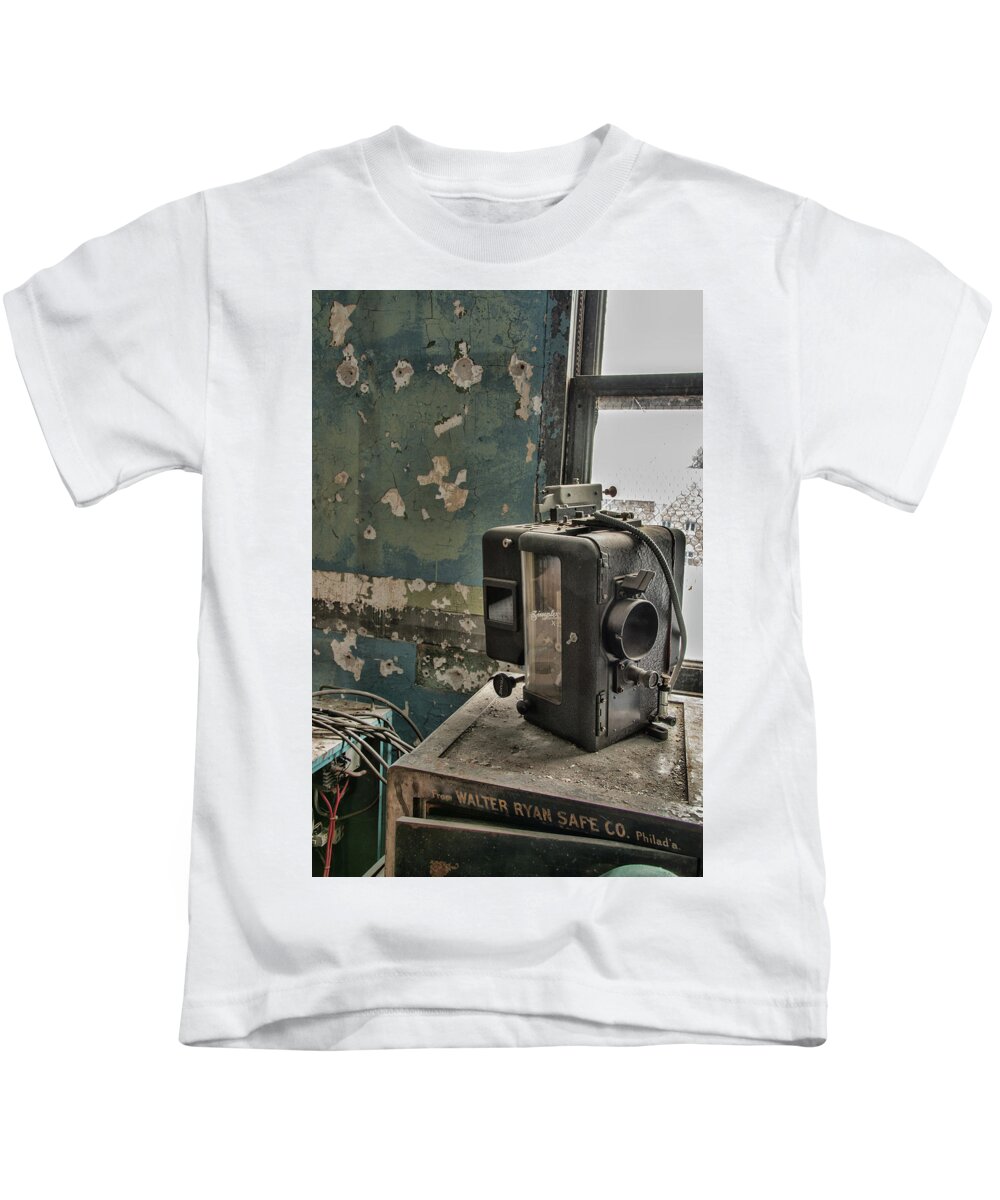 Lansdowne Theater Kids T-Shirt featuring the photograph The Abandoned Projector by Kristia Adams