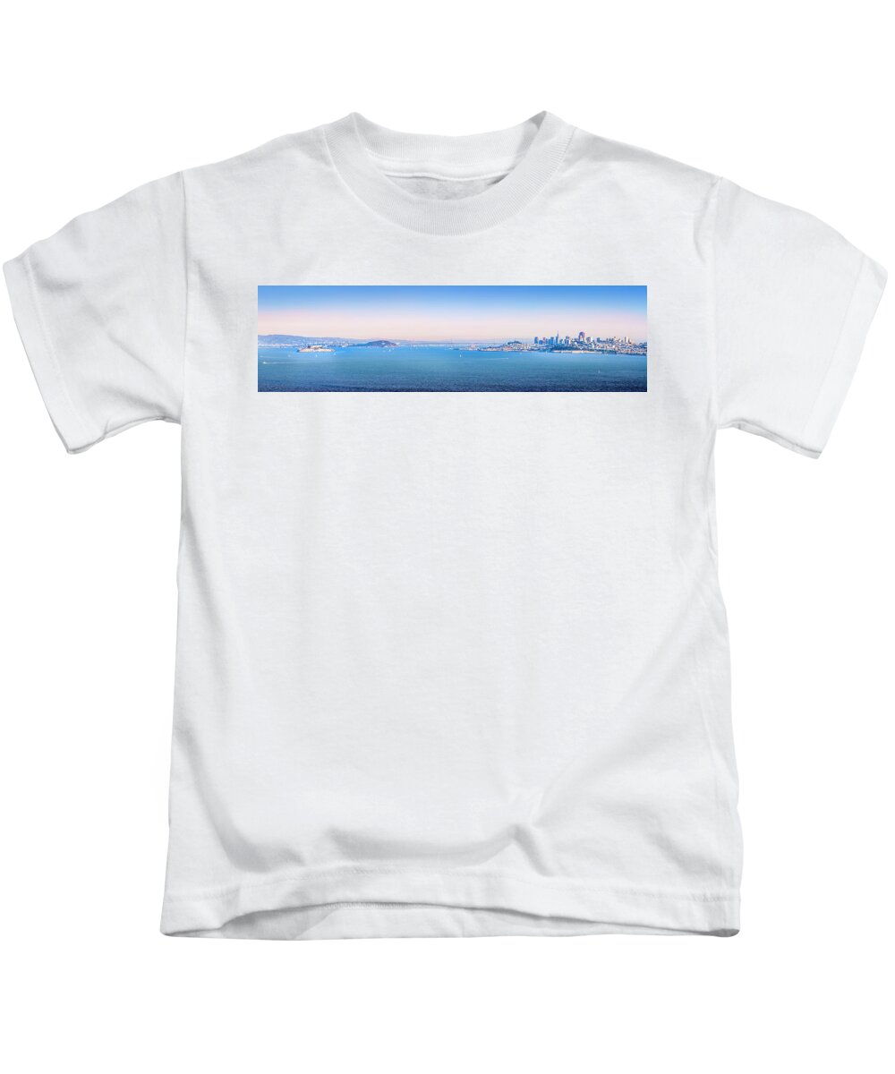 City Kids T-Shirt featuring the photograph The Bay by Daniel Murphy