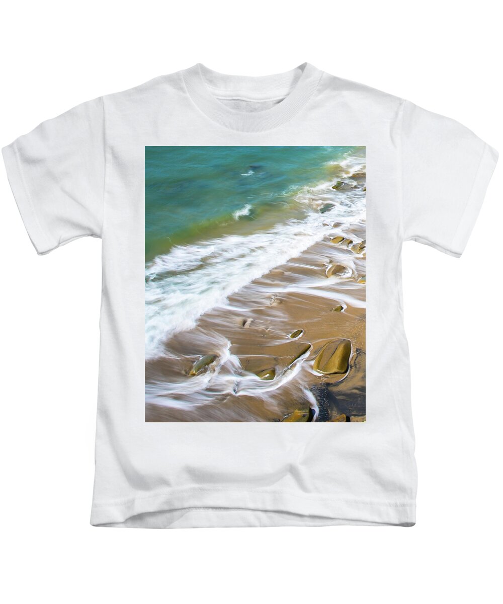 Waves Kids T-Shirt featuring the photograph Retraction 1 by Ryan Weddle