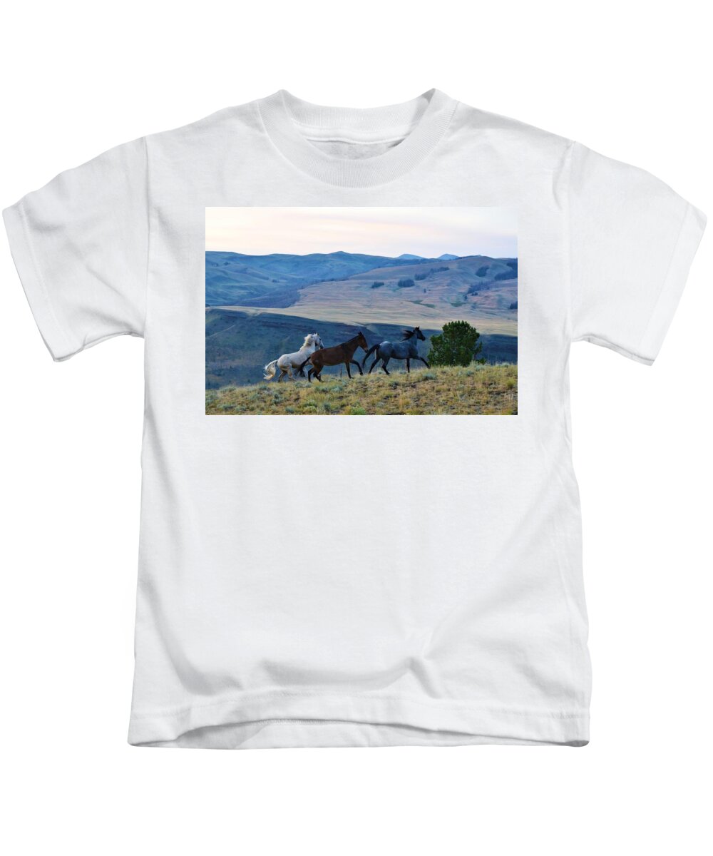 Western Art Kids T-Shirt featuring the photograph Comin' In Hot by Alden White Ballard