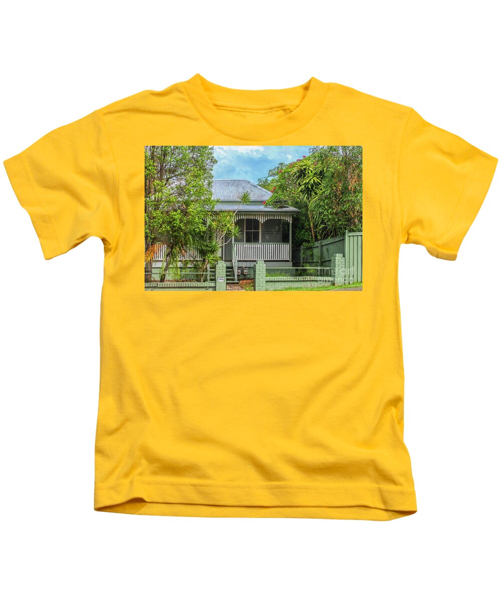 Architecture Kids T-Shirt featuring the photograph Sweet Home Australia by Susan Vineyard