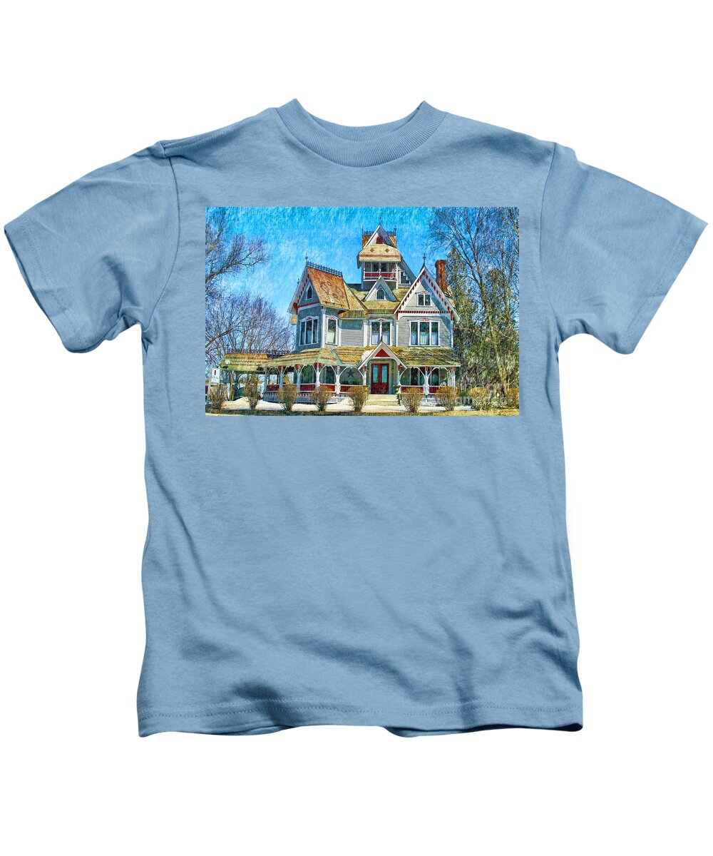 Grey Gables Kids T-Shirt featuring the photograph Grey Gables Mansion by Deborah Benoit