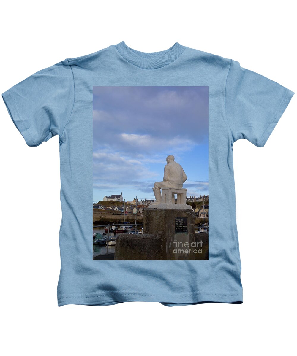 Architecture Kids T-Shirt featuring the photograph The Guardian At Findochty by Diane Macdonald