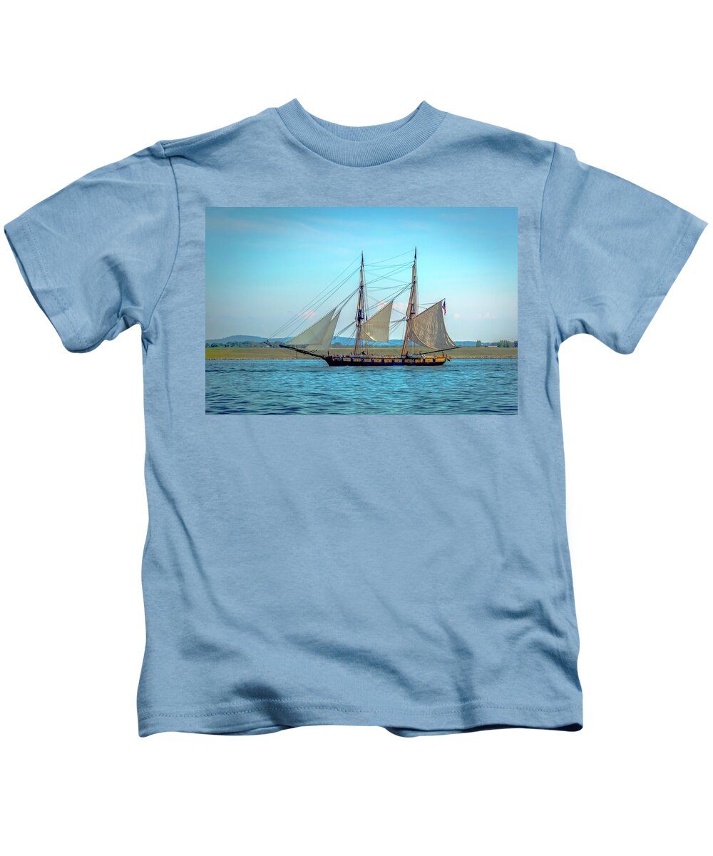 America Kids T-Shirt featuring the photograph US BRIG Niagara #1 by Jack R Perry