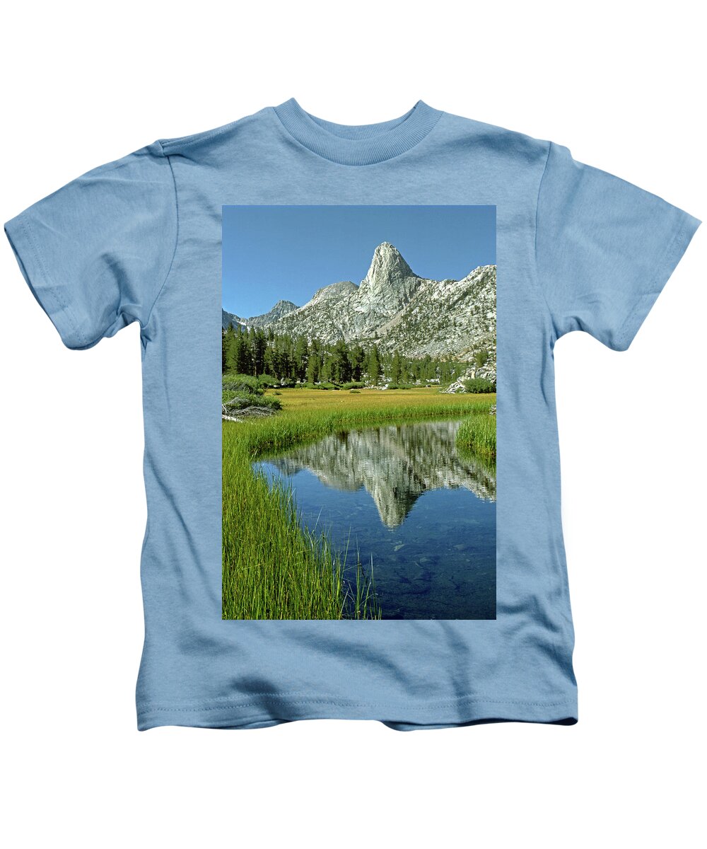5mm6408 Kids T-Shirt featuring the photograph 5MM6408 Fin Dome Reflect by Ed Cooper Photography
