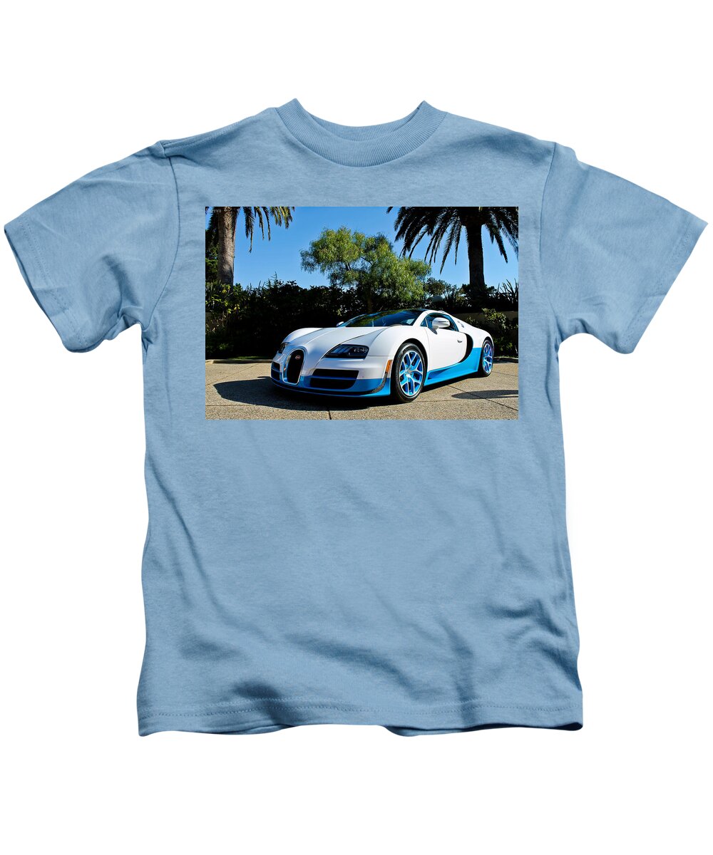 Bugatti Veyron Kids T-Shirt featuring the digital art Bugatti Veyron by Maye Loeser