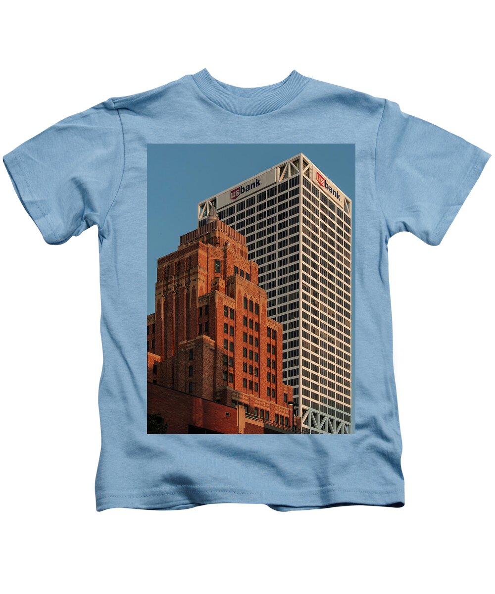 Wisconsin Gas Bldg. Kids T-Shirt featuring the photograph Contrasting Towers by John Roach