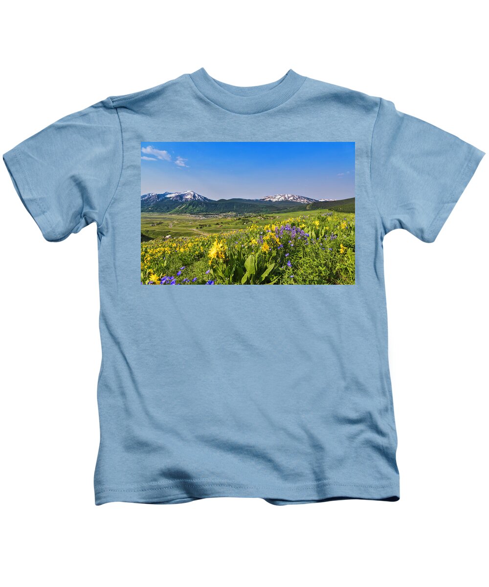 Crested Butte Kids T-Shirt featuring the photograph Crested Butte Overlook by Lorraine Baum