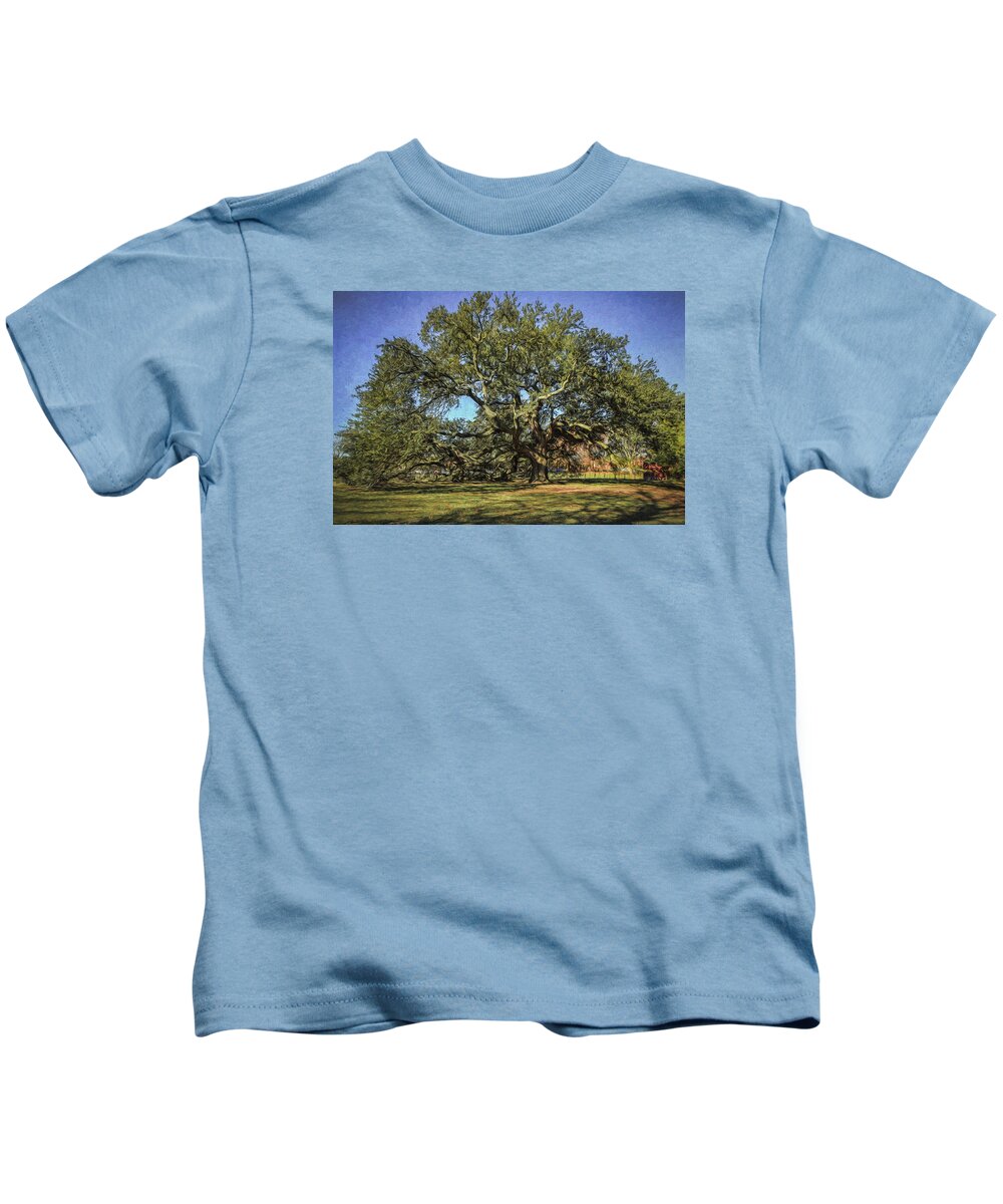 Emancipation Oak Kids T-Shirt featuring the photograph Emancipation Oak Tree by Jerry Gammon