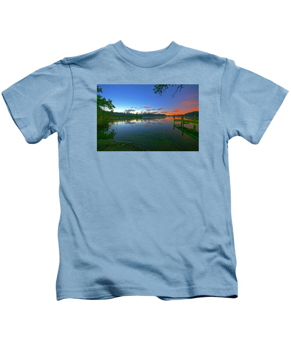 Sky Water Lake Pond Pier Stars Cloud Clouds Tree Trees Shore Beach Kids T-Shirt featuring the photograph Morning Star by Robert Och