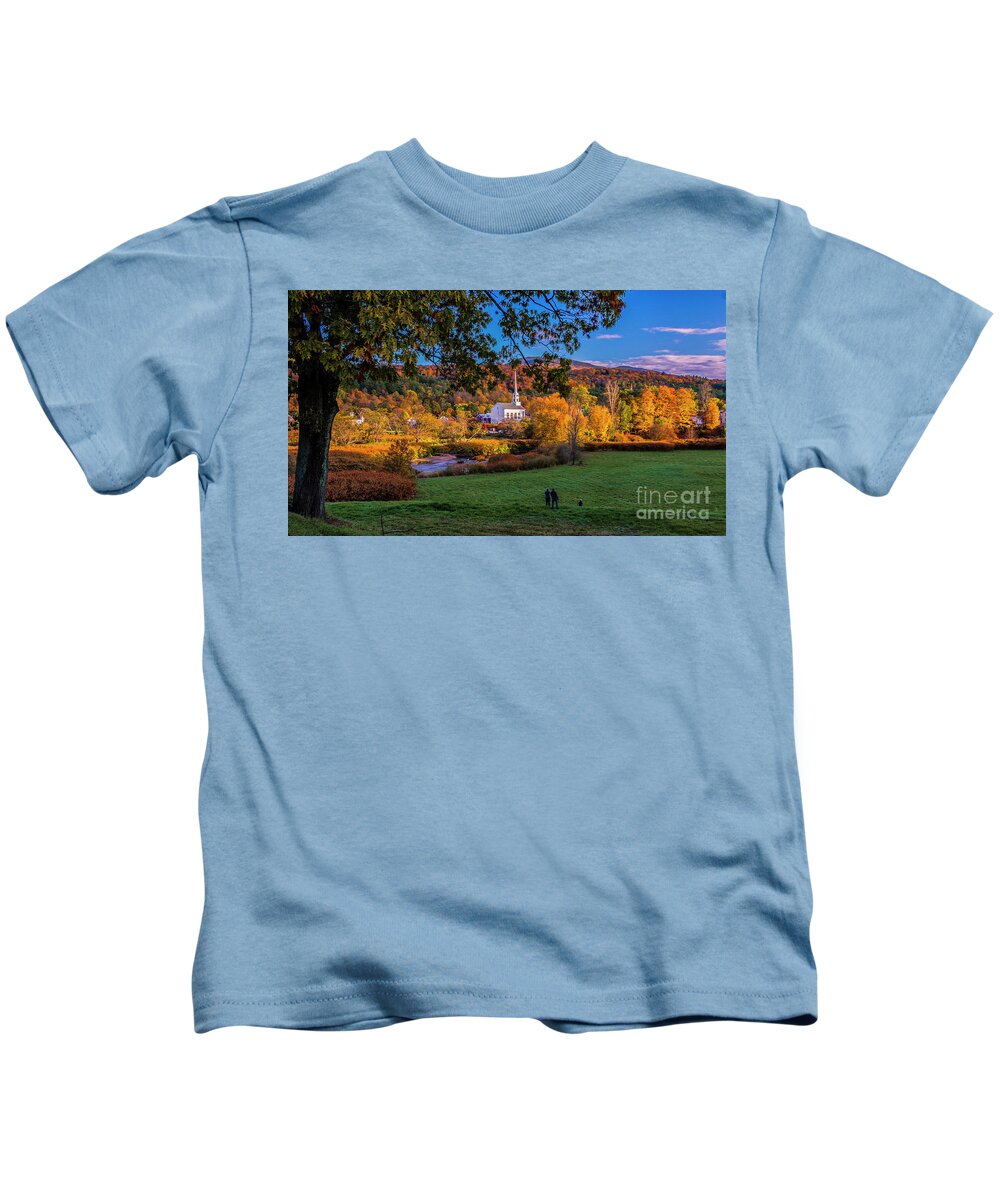 Vermont Kids T-Shirt featuring the photograph Enjoying the view. by Scenic Vermont Photography