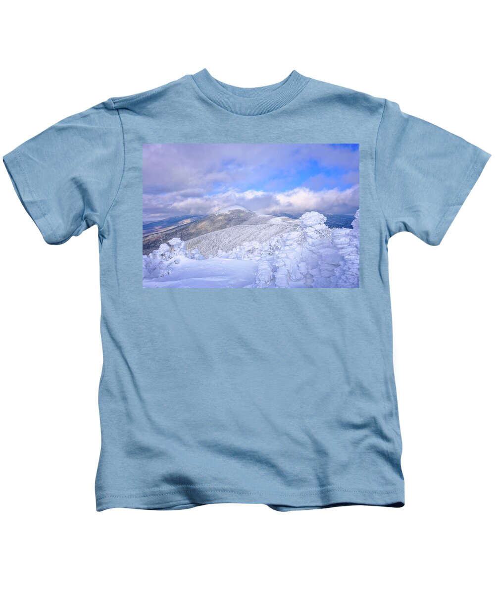 000 Footer Kids T-Shirt featuring the photograph White by Jeff Sinon