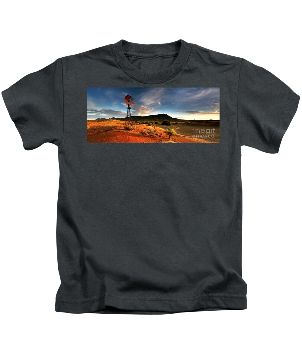 Wilpena Pound Windmill Rawnsley Bluff Flinders Ranges South Australia Australian Landscape Landscapes Early Morning Dam Drought Outback Kids T-Shirt featuring the photograph Wilpena Pound #14 by Bill Robinson