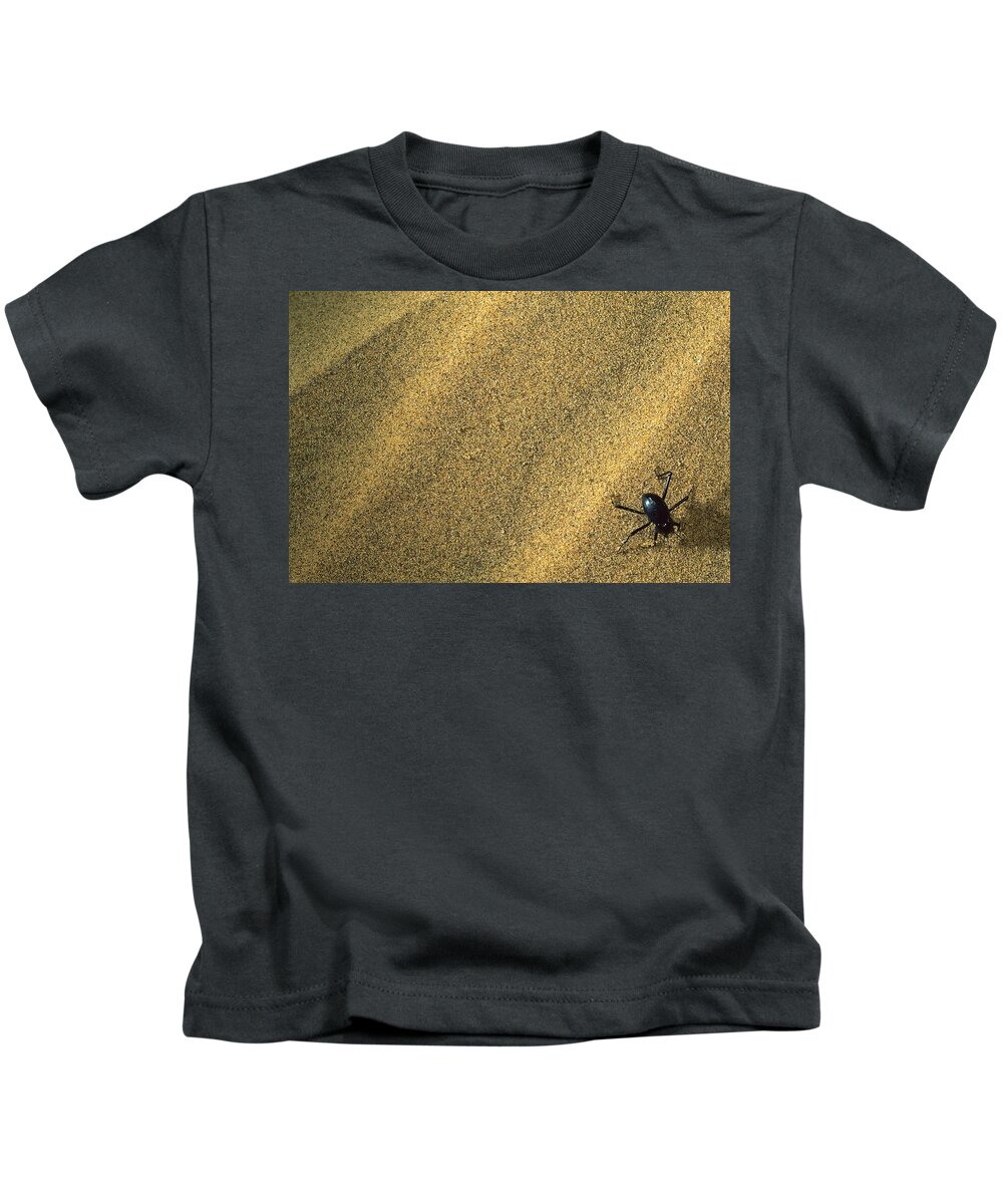 Feb0514 Kids T-Shirt featuring the photograph Darkling Beetle Collecting Dew by Mark Moffett