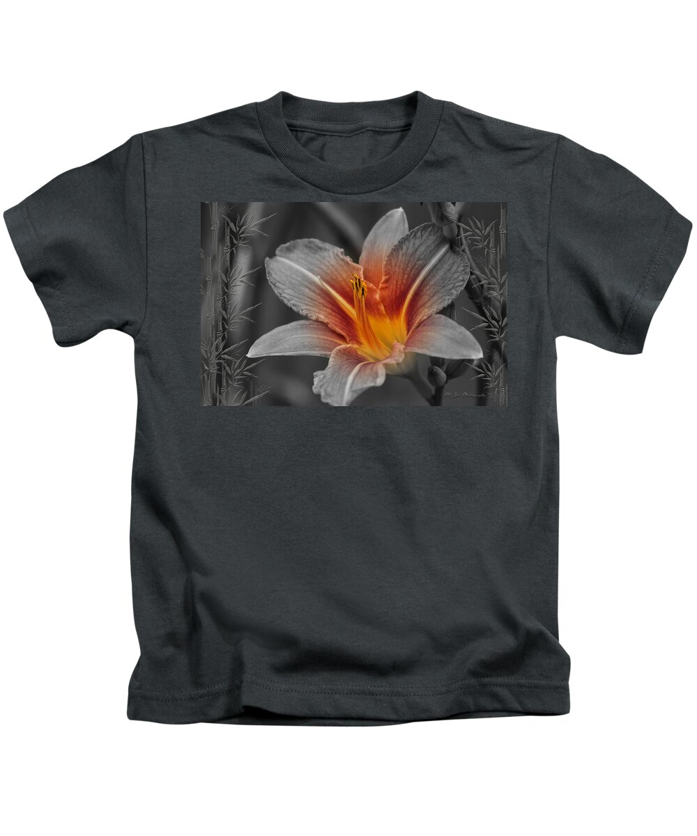 Lily Kids T-Shirt featuring the photograph Dreamer by Jeanette C Landstrom