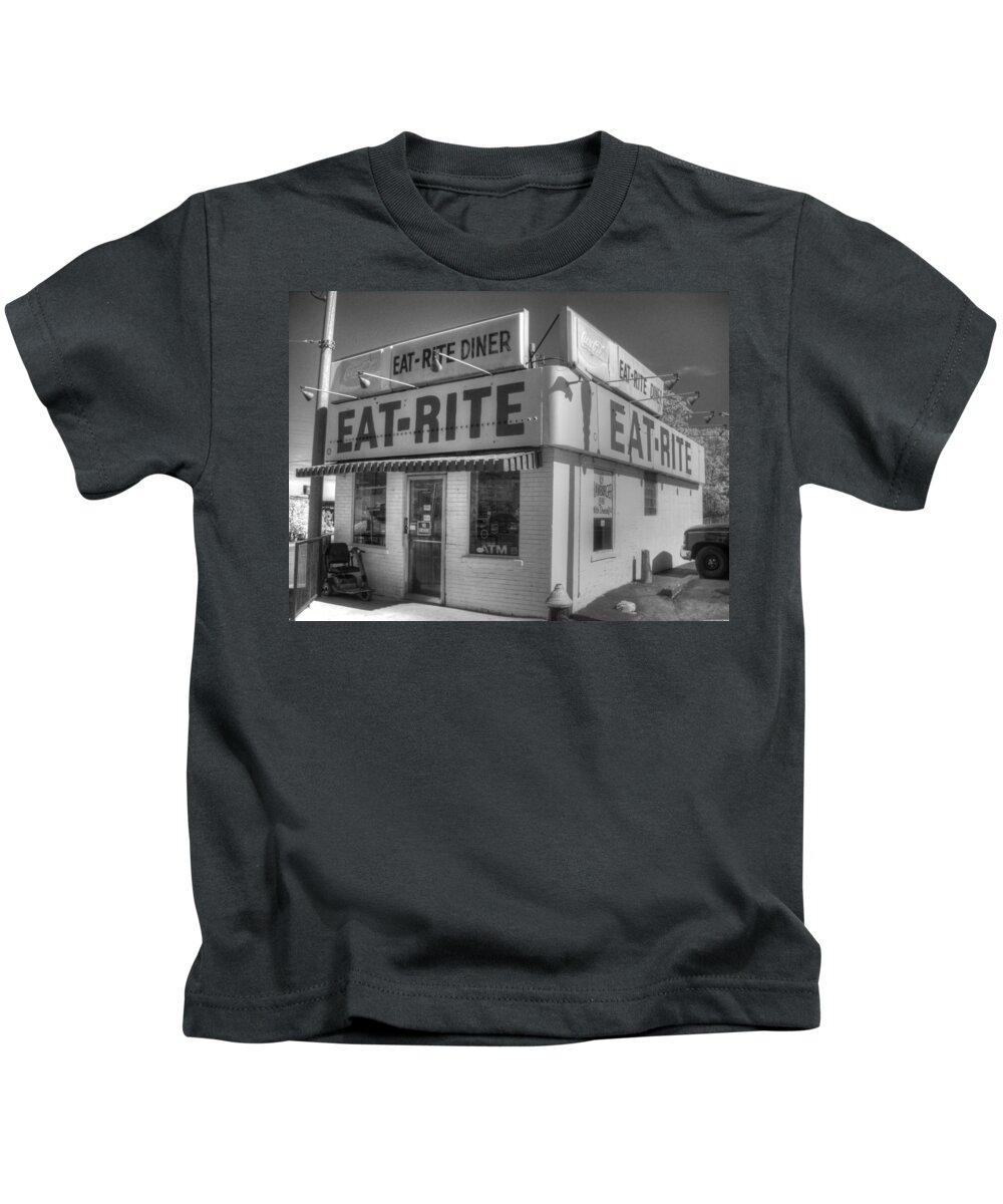 Eat Kids T-Shirt featuring the photograph Eat Rite Diner by Jane Linders