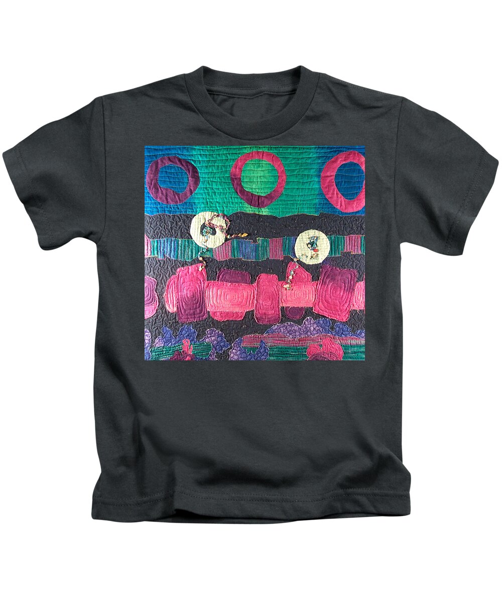 Wallhanging Kids T-Shirt featuring the tapestry - textile Essential Circles by Mtnwoman Silver