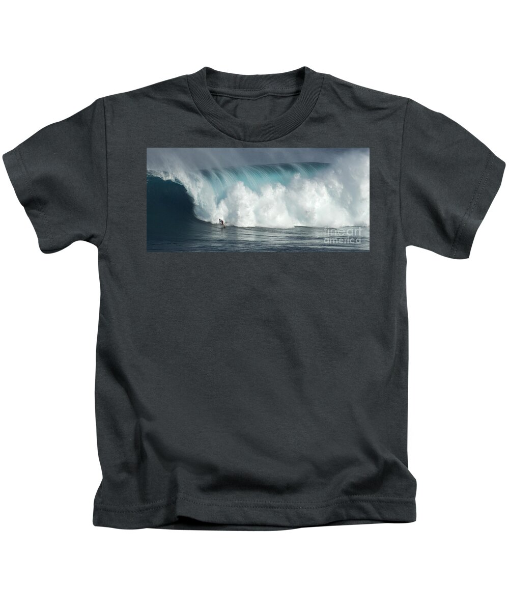 Extreme Sports Kids T-Shirt featuring the photograph Extreme Ways Of Living by Bob Christopher