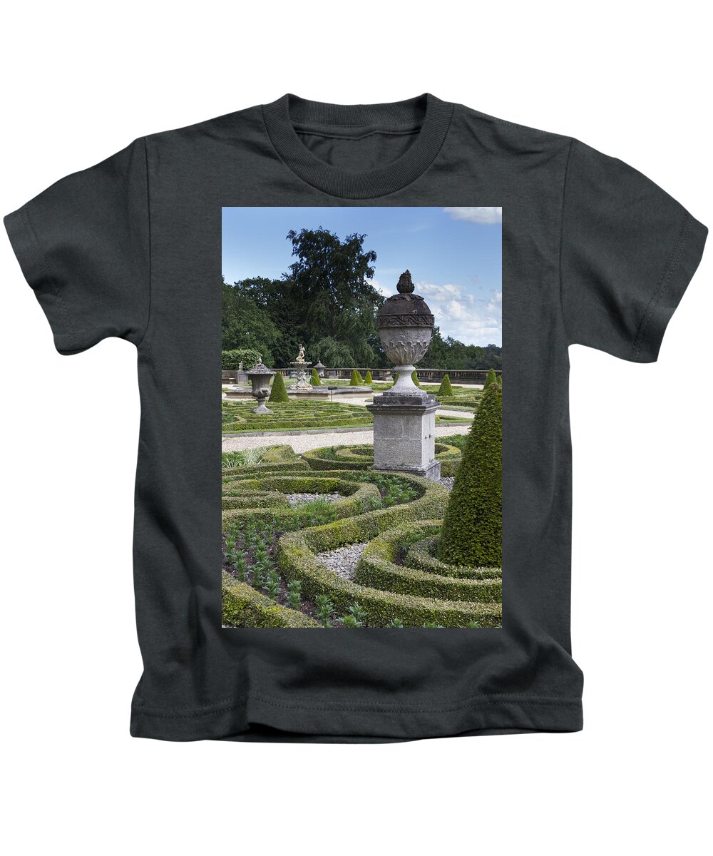 Garden Kids T-Shirt featuring the photograph Formal gardens - 8 by Chris Smith