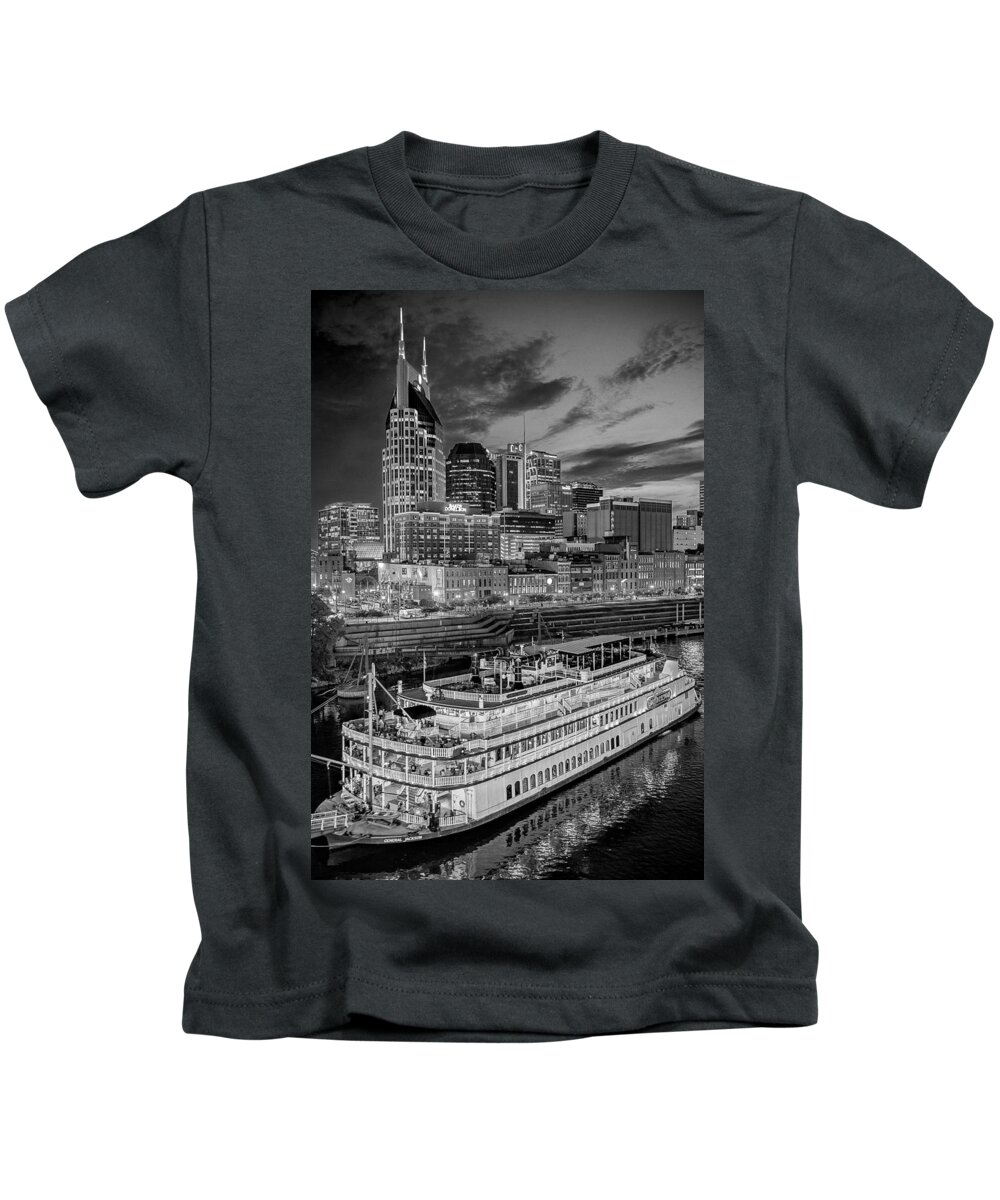 Black And White Kids T-Shirt featuring the photograph General Jackson Nashville by Brett Engle