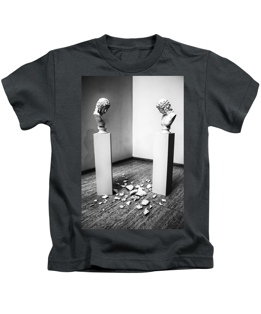 Sculpture Kids T-Shirt featuring the photograph I didn't do it by Andrei SKY