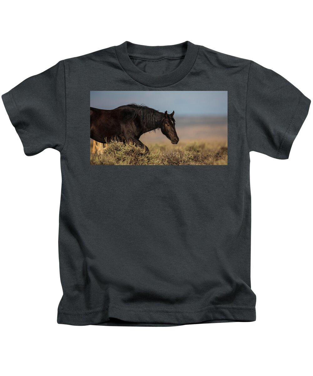 Horse Kids T-Shirt featuring the photograph In The Lead by Kevin Dietrich