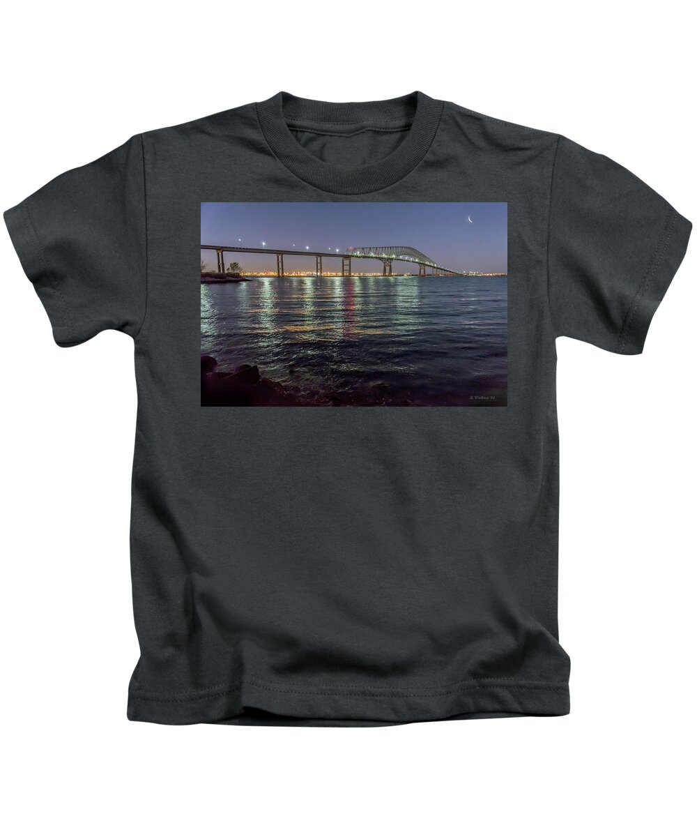 2d Kids T-Shirt featuring the photograph Key Bridge At Night by Brian Wallace