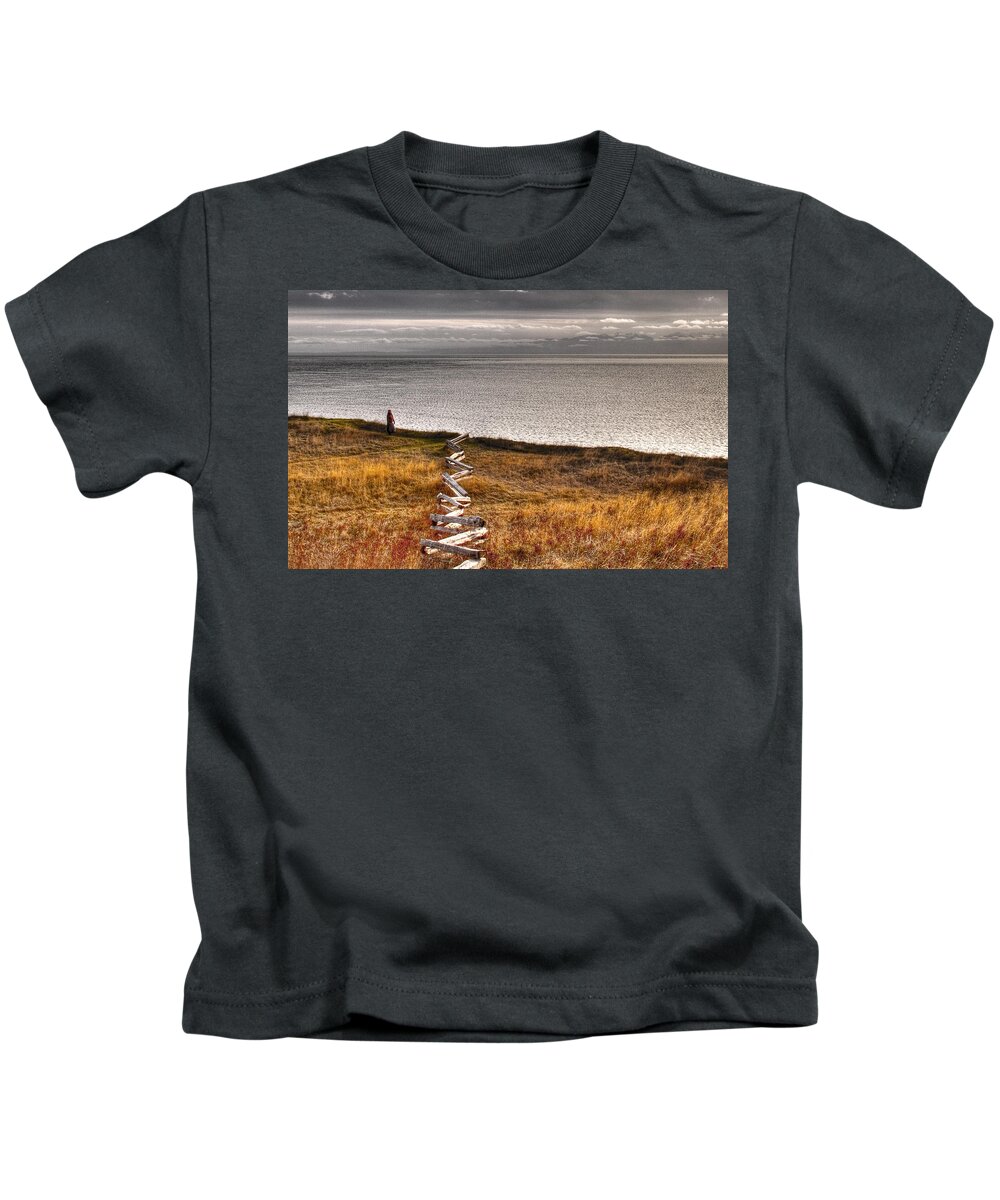 Sea Kids T-Shirt featuring the photograph Longing by Joseph Noonan