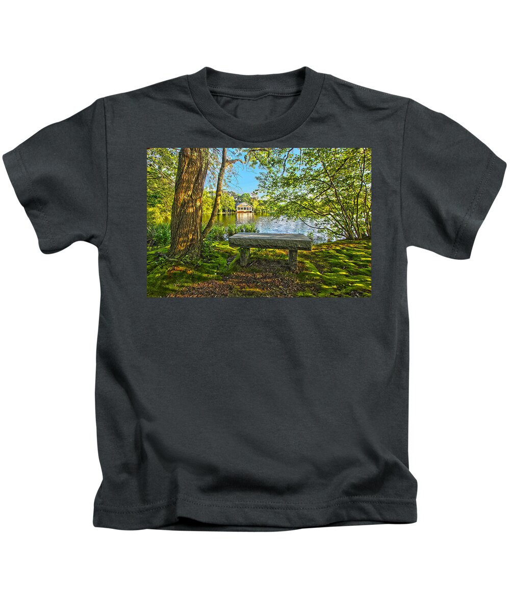 Quogue Kids T-Shirt featuring the photograph Quogue Wildlife Refuge Stone Bench by Robert Seifert