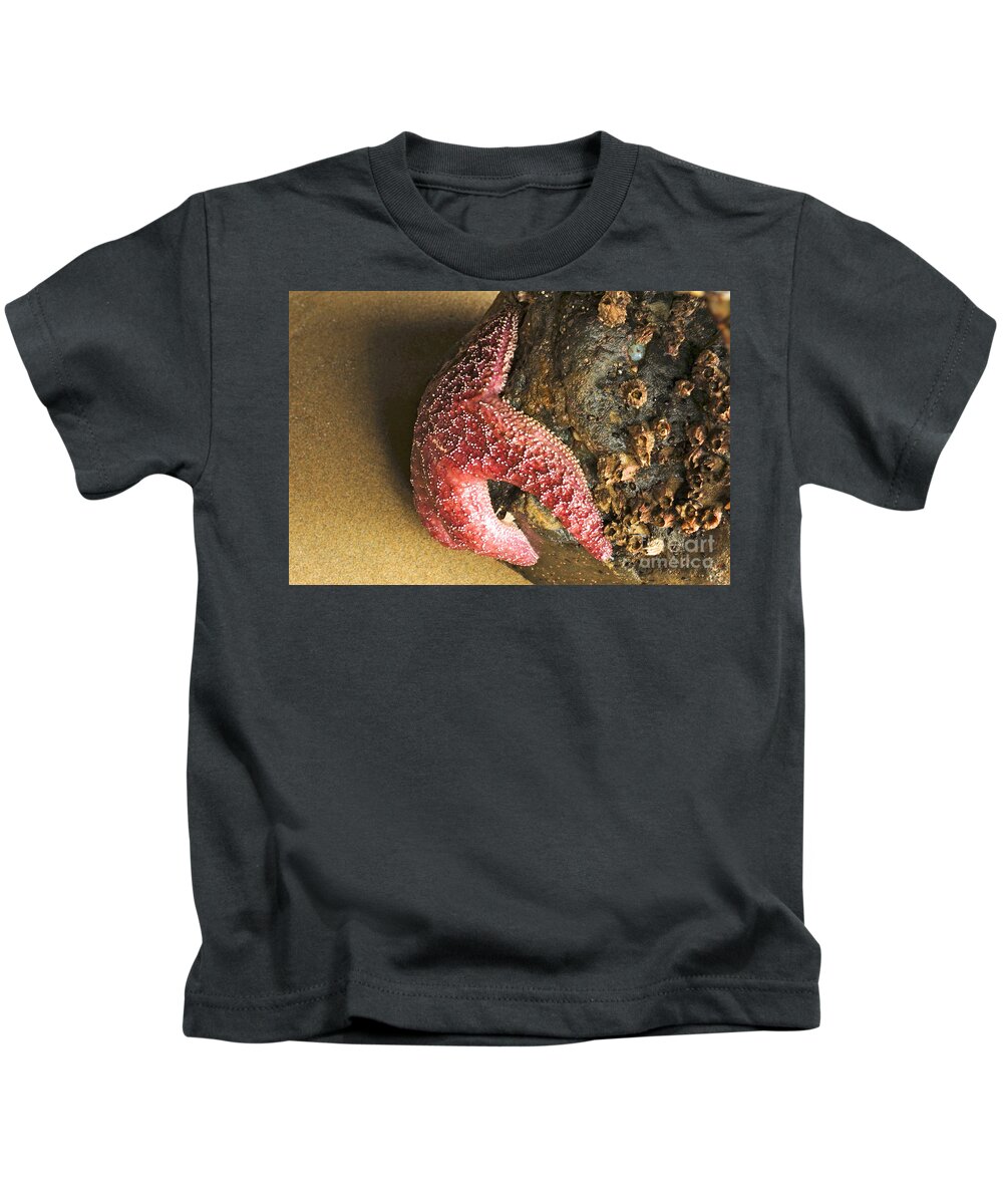 Wildlife Kids T-Shirt featuring the photograph Red Star by Richard Gehlbach