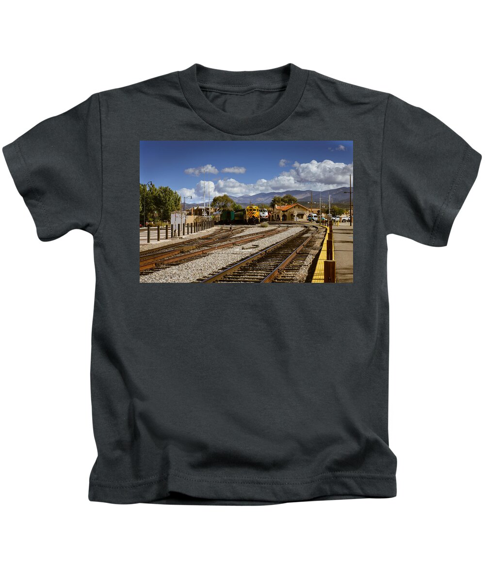 Train Kids T-Shirt featuring the photograph Santa Fe Rail Road by John Johnson