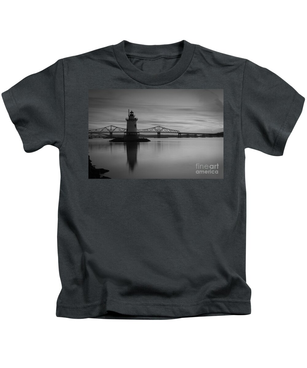 Ny Kids T-Shirt featuring the photograph Sleepy Hollow Lighthouse BW by Michael Ver Sprill