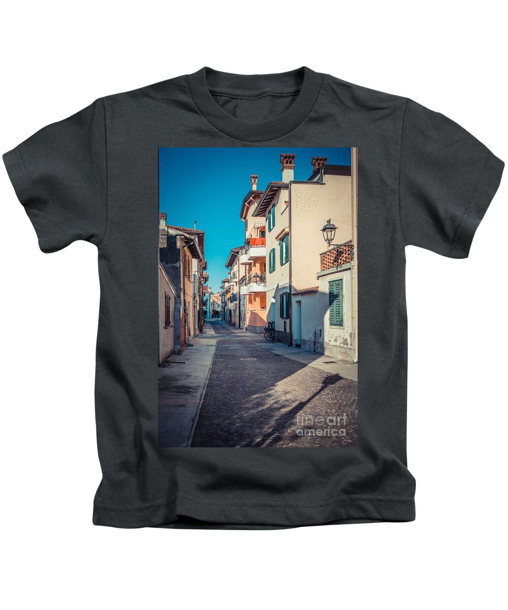 Friaul-julisch Venetien Kids T-Shirt featuring the photograph walking through Grado - through the past by Hannes Cmarits