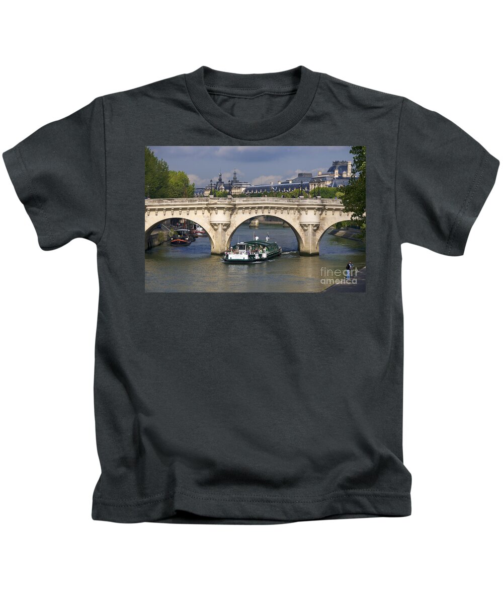 Le Pont Neuf . Paris. by Bernard Jaubert