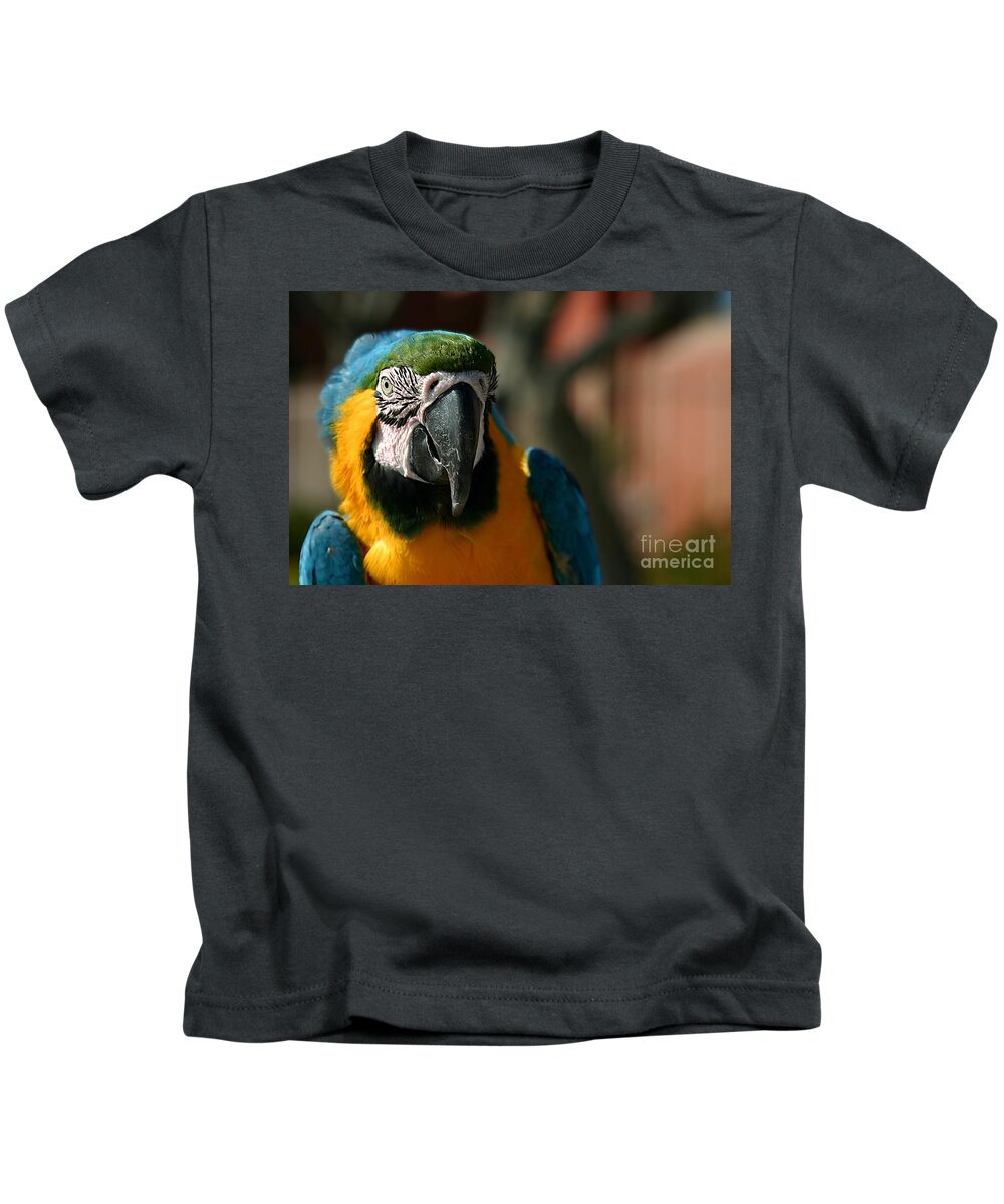 Macaw Kids T-Shirt featuring the photograph Macaw by Henrik Lehnerer