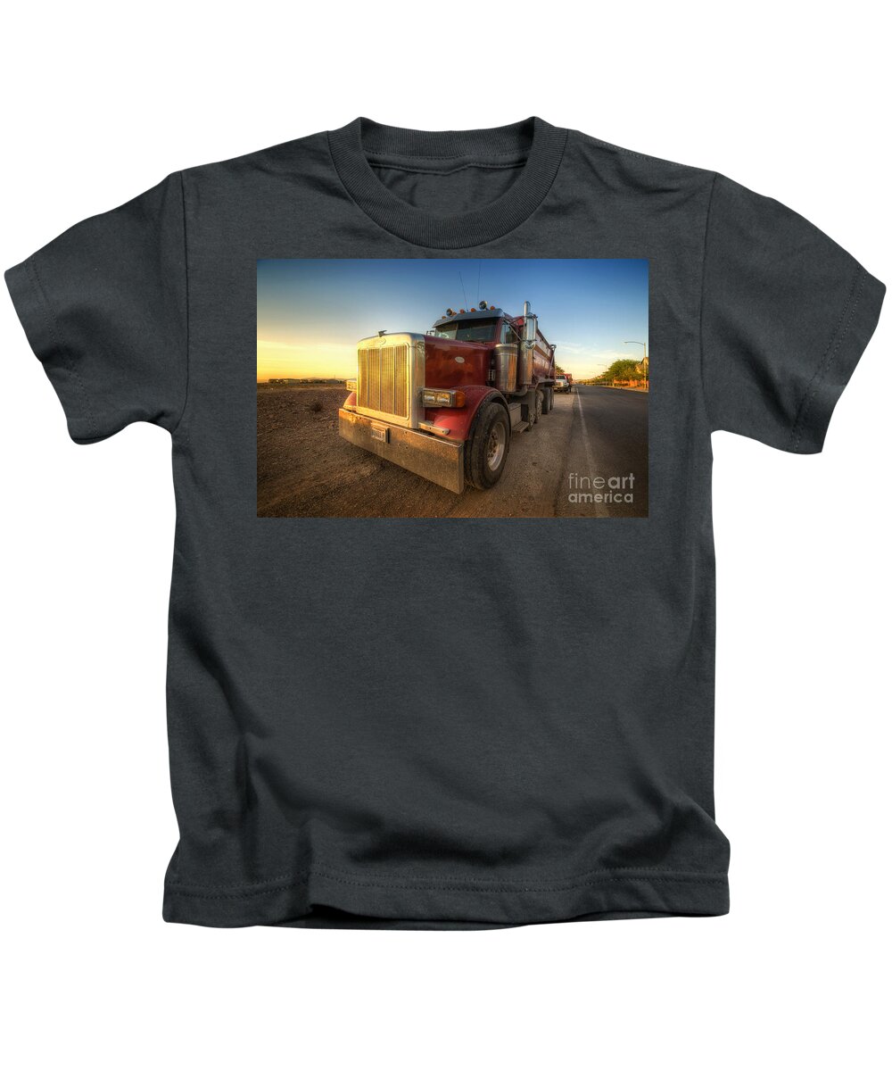 Yhun Suarez Kids T-Shirt featuring the photograph Optimus by Yhun Suarez