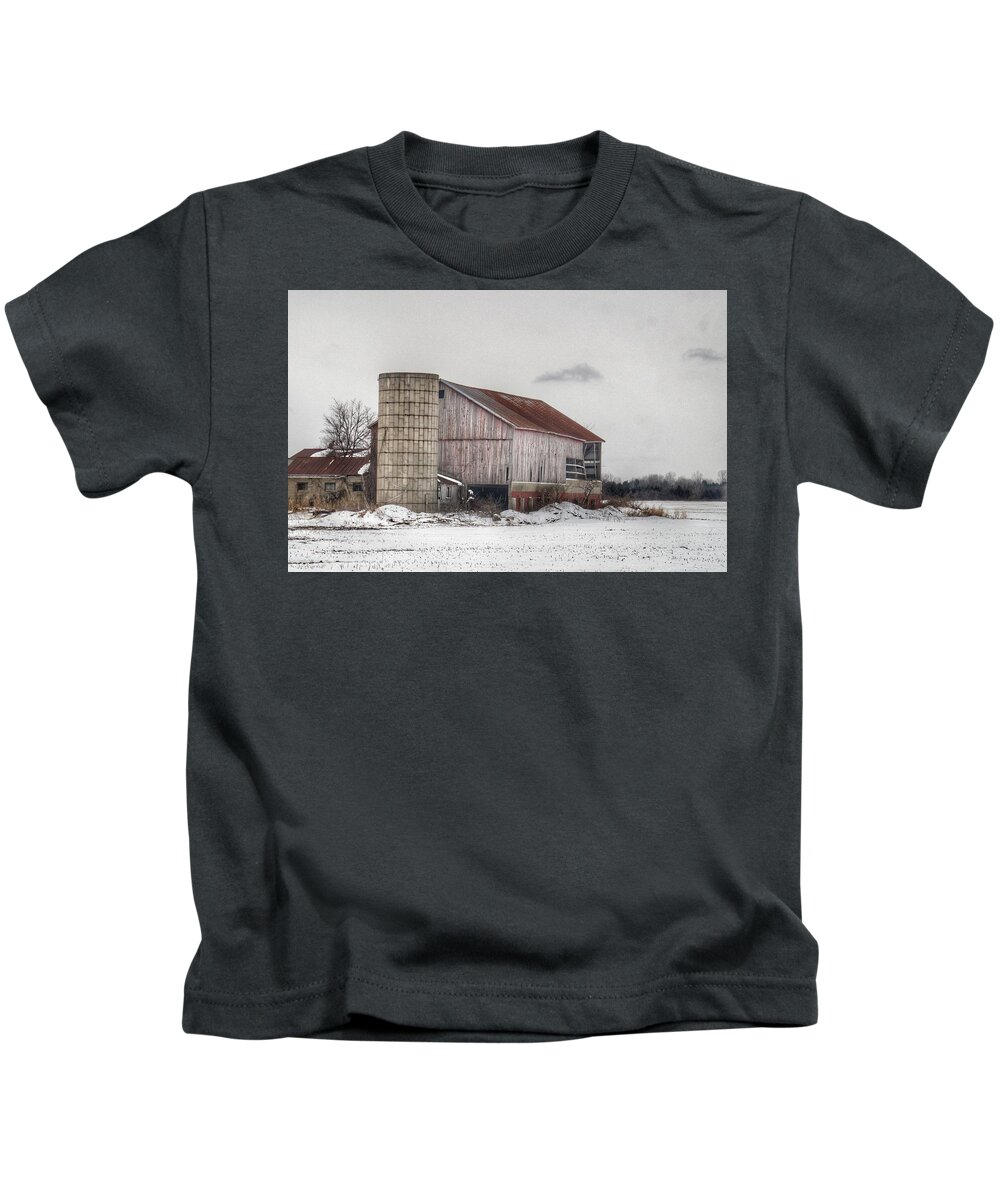 Barn Kids T-Shirt featuring the photograph 0147 - Babcock Road Grey I by Sheryl L Sutter