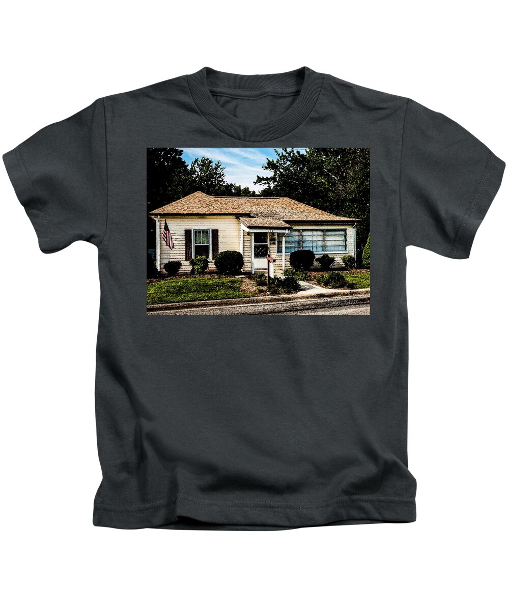 Andy Kids T-Shirt featuring the photograph Andy's House by Randy Sylvia