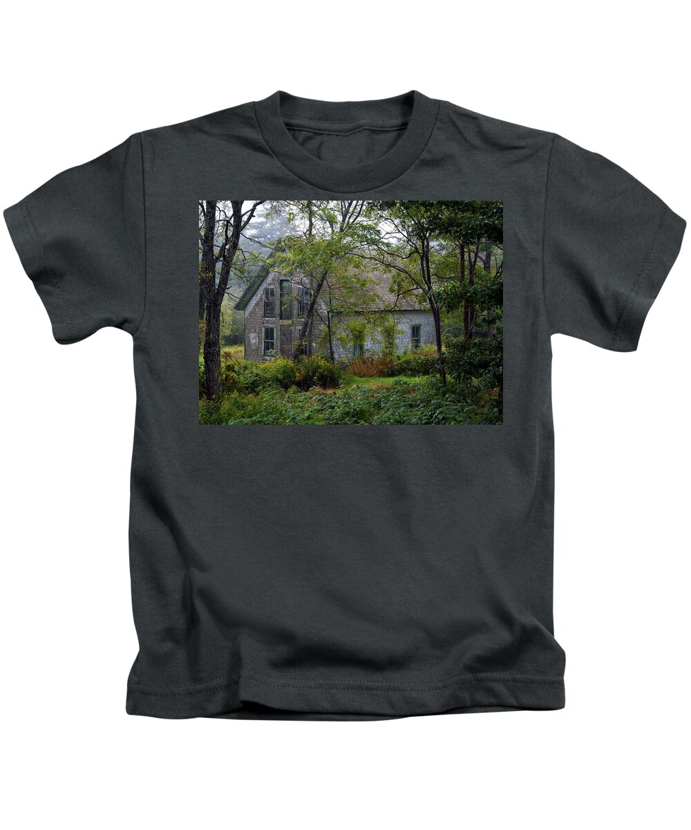 Cottage Kids T-Shirt featuring the photograph Artist Hideout by Glenn Gordon