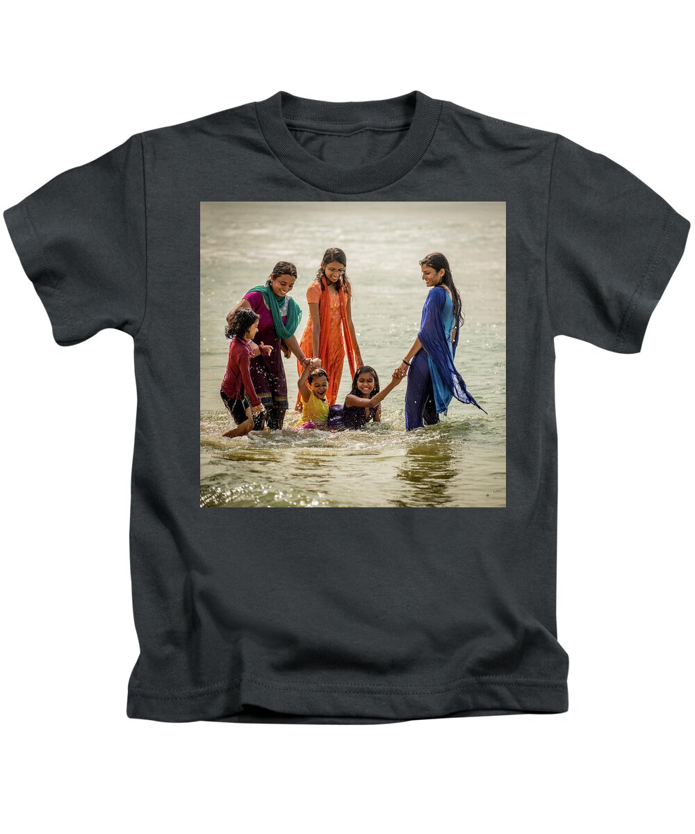 India Kids T-Shirt featuring the photograph Bathing at Varkala II by Peter OReilly