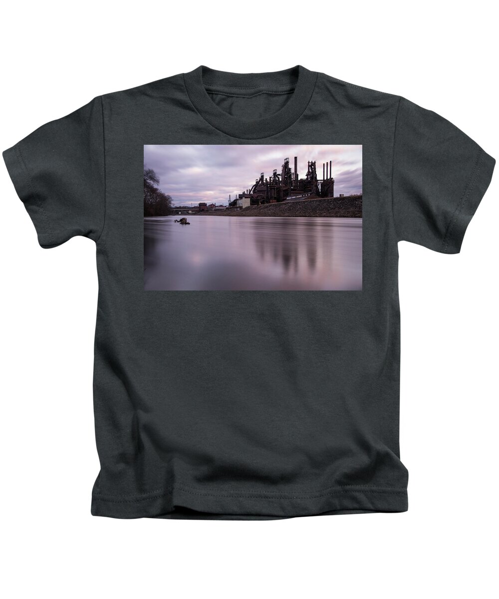 Bethlehem Kids T-Shirt featuring the photograph Bethlehem Steel Sunset by Jennifer Ancker