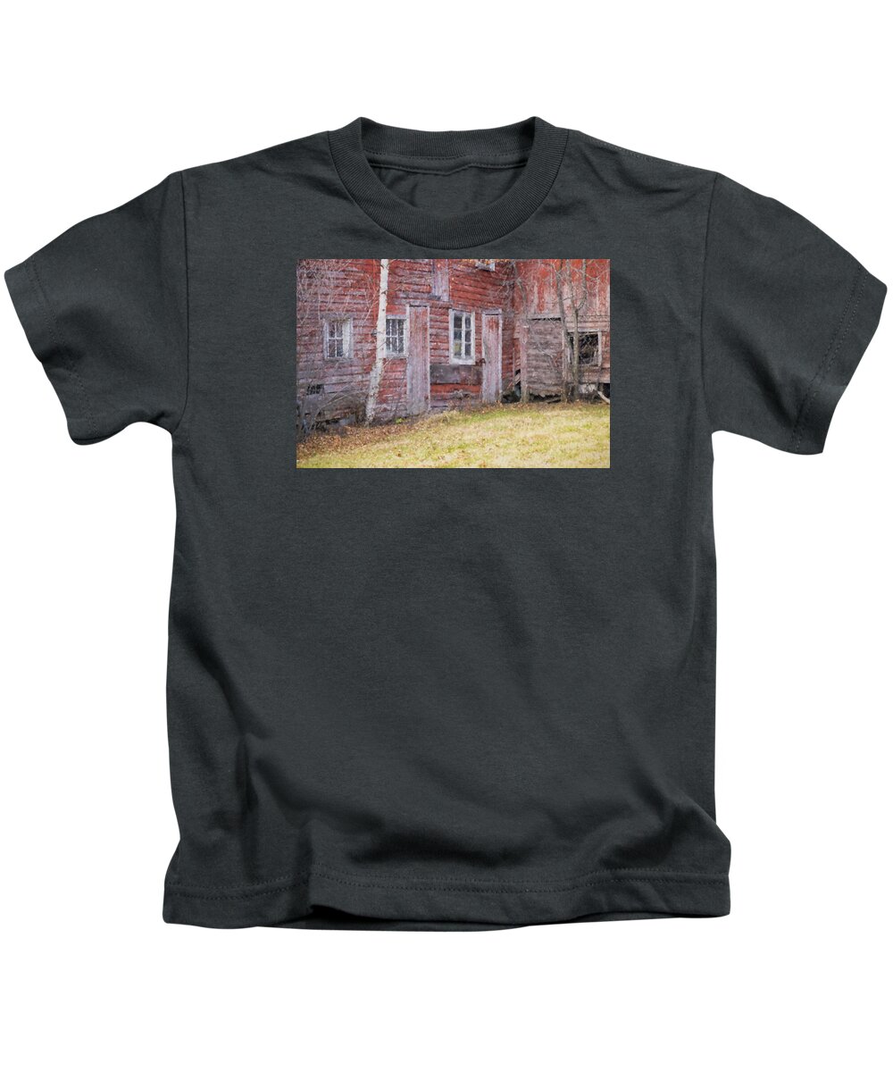 Williamsville Vermont Kids T-Shirt featuring the photograph Brookline Barn by Tom Singleton