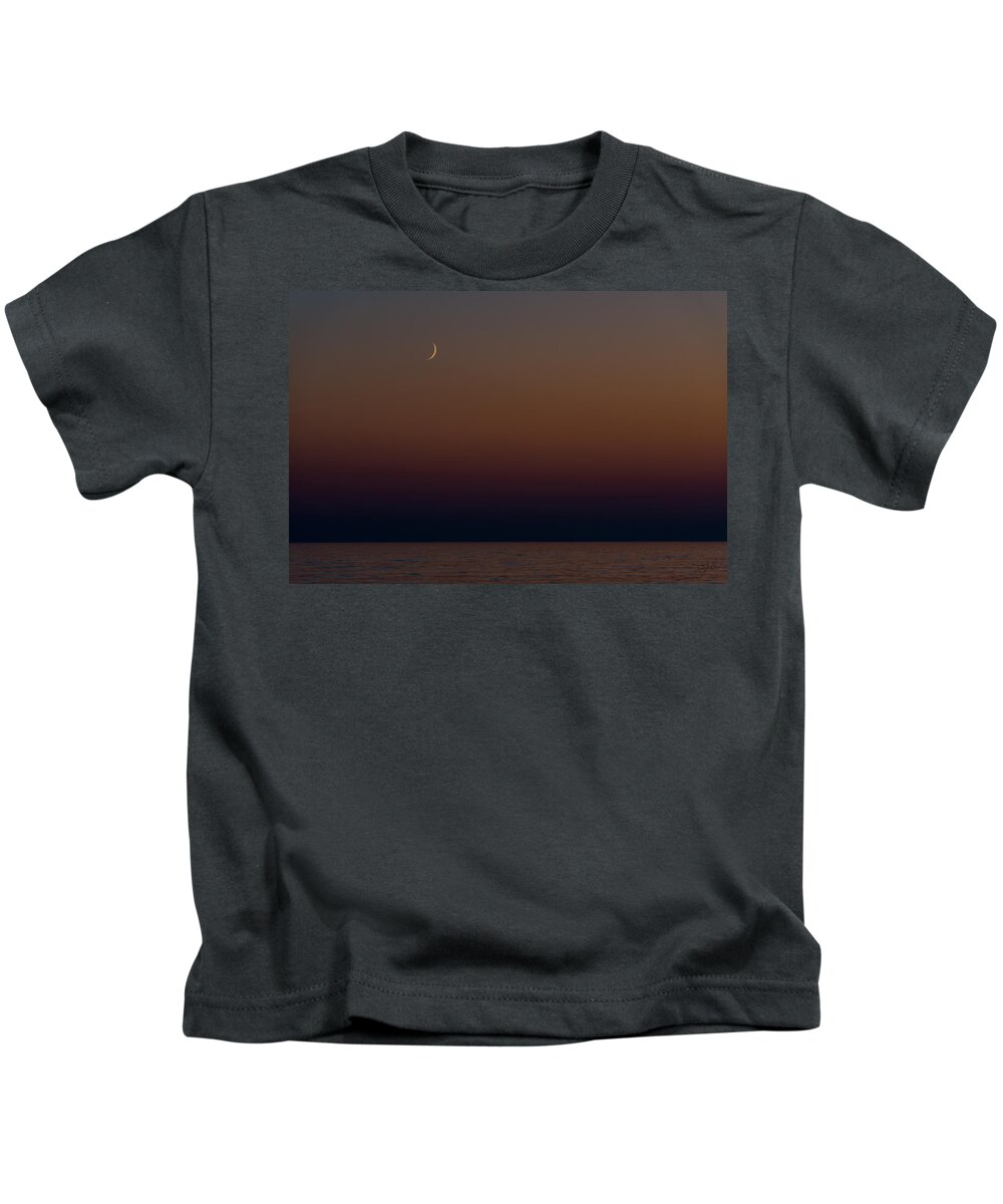 Lake Superior Kids T-Shirt featuring the photograph Cestial Falcate by Doug Gibbons